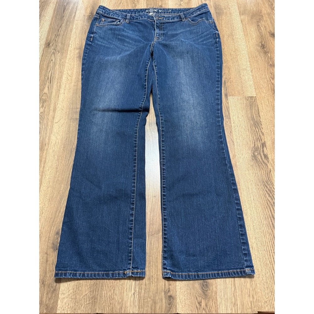 Apt. 9 Bootcut Jeans Women 18 Blue Denim Stretch Casual Classic Excellent Used